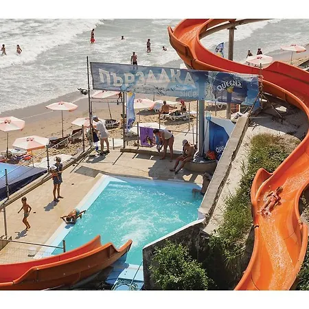 Casa vacanze Four-bedroom Holiday In Byala *