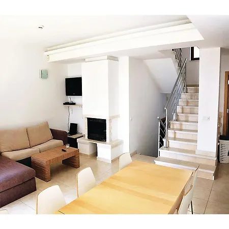 Four-bedroom Holiday In Byala