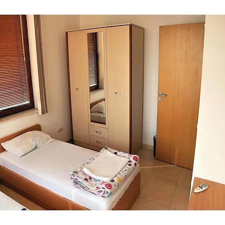 Casa vacanze Four-bedroom Holiday In Byala *
